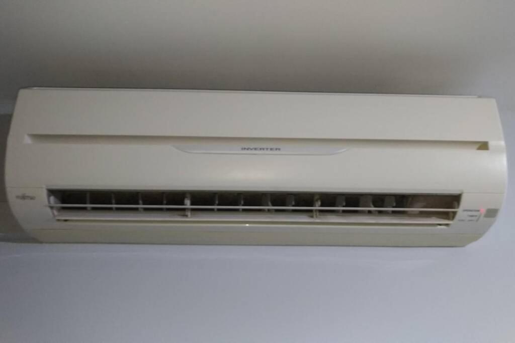 apartamento moderno Benidorm Esterno foto